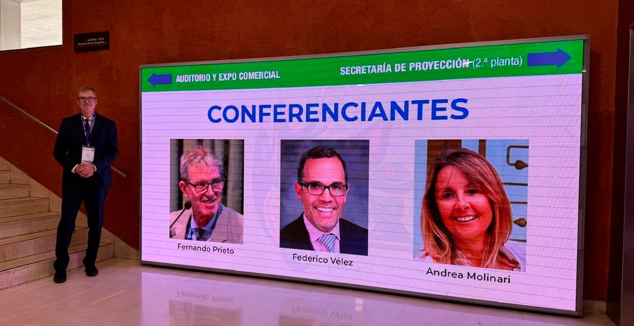 Dr. Fernando Prieto-Díaz durante su participación en el Congreso SEEOP 2026 en Barcelona